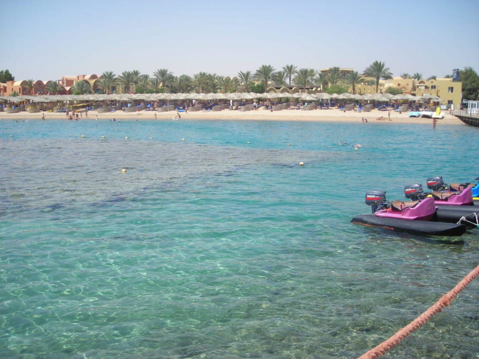 Vue de la plage Jaz Makadina