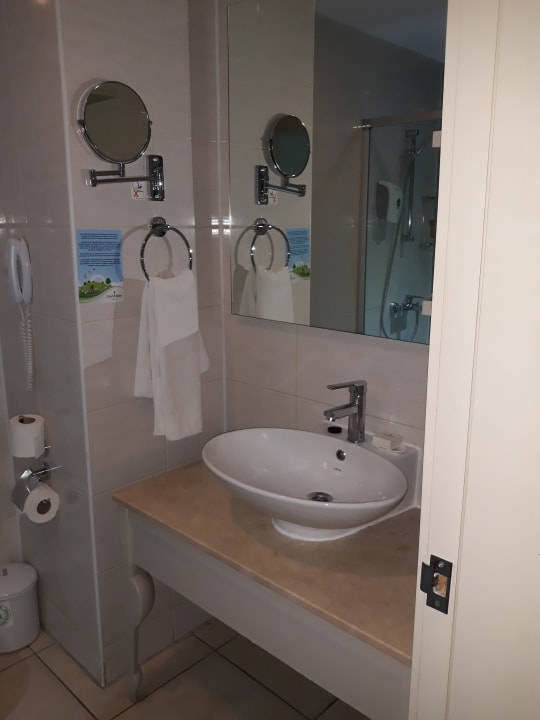 Zimmer Port Side Resort Hotel