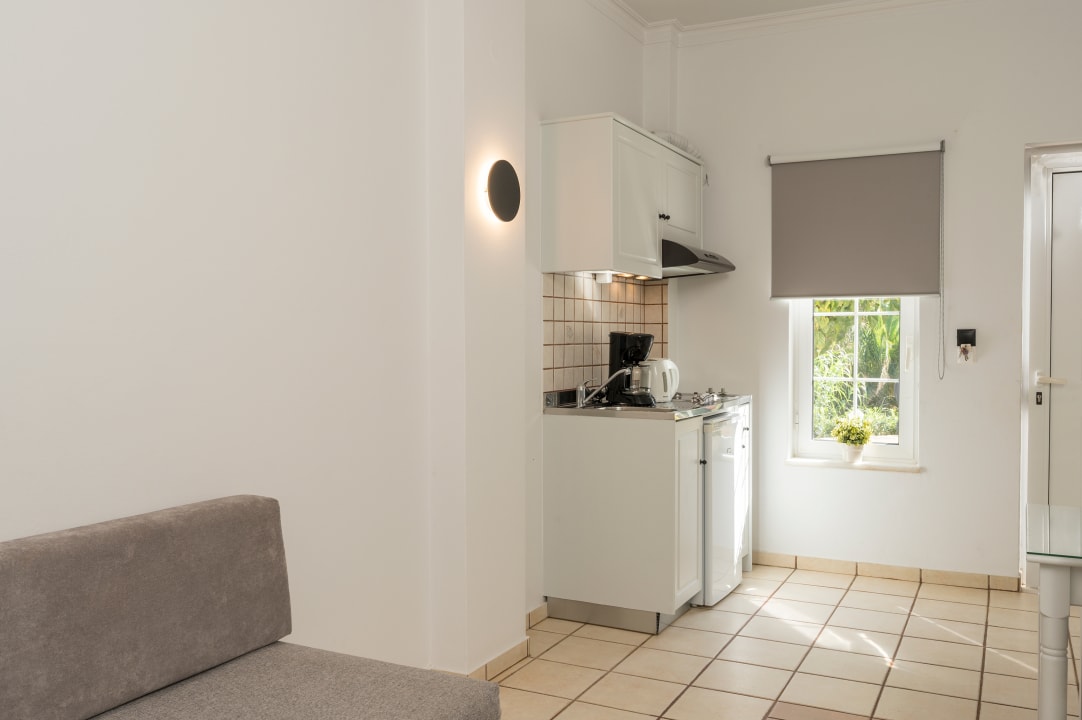 Zimmer Caretta Beach Hotel