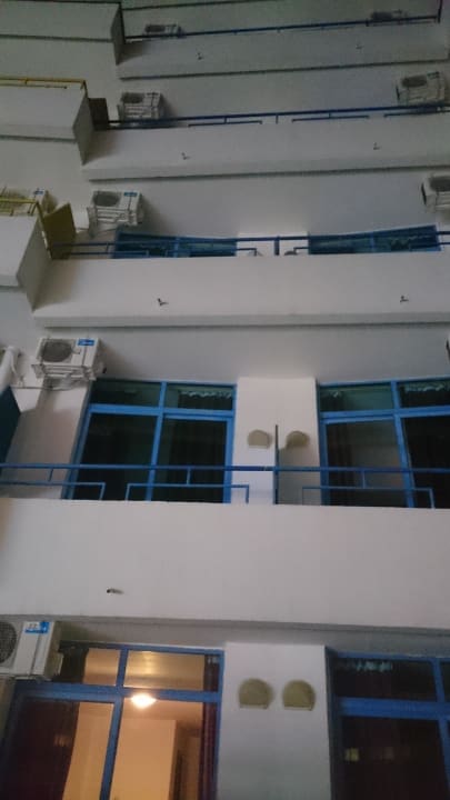 Aussicht Vom Balkon Party Hotel Golden Sands - Adults only