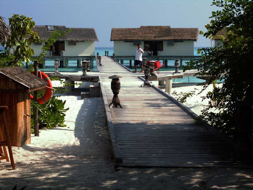 Zugang zu den Wasserbungalows NH Collection Maldives Reethi Resort