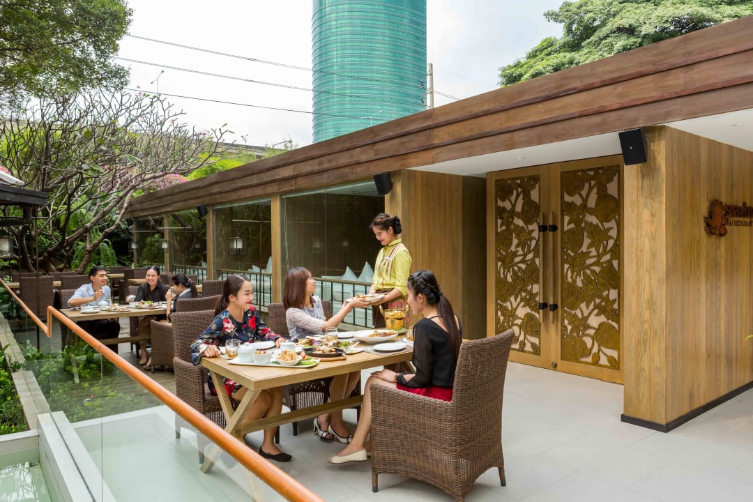 Restaurant Suan Bua Centara Grand at Central Plaza Ladprao Bangkok