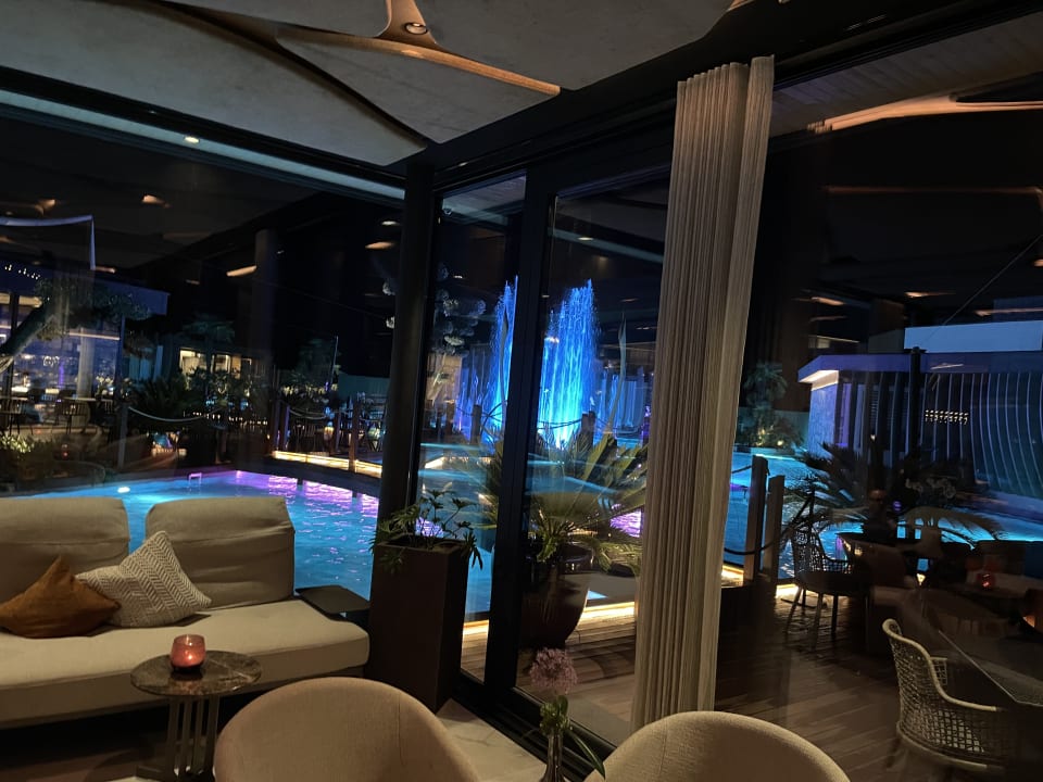 Pool Quellenhof Luxury Resort Passeier