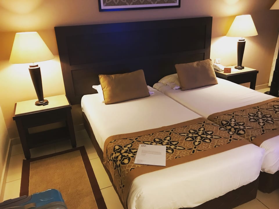 Zimmer Jaz Dar EL Madina