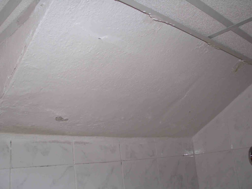 Bathroom Acrotel LilyAnn Boutique