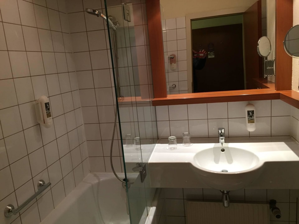 Badezimmer Hotel Mercure Wien Westbahnhof