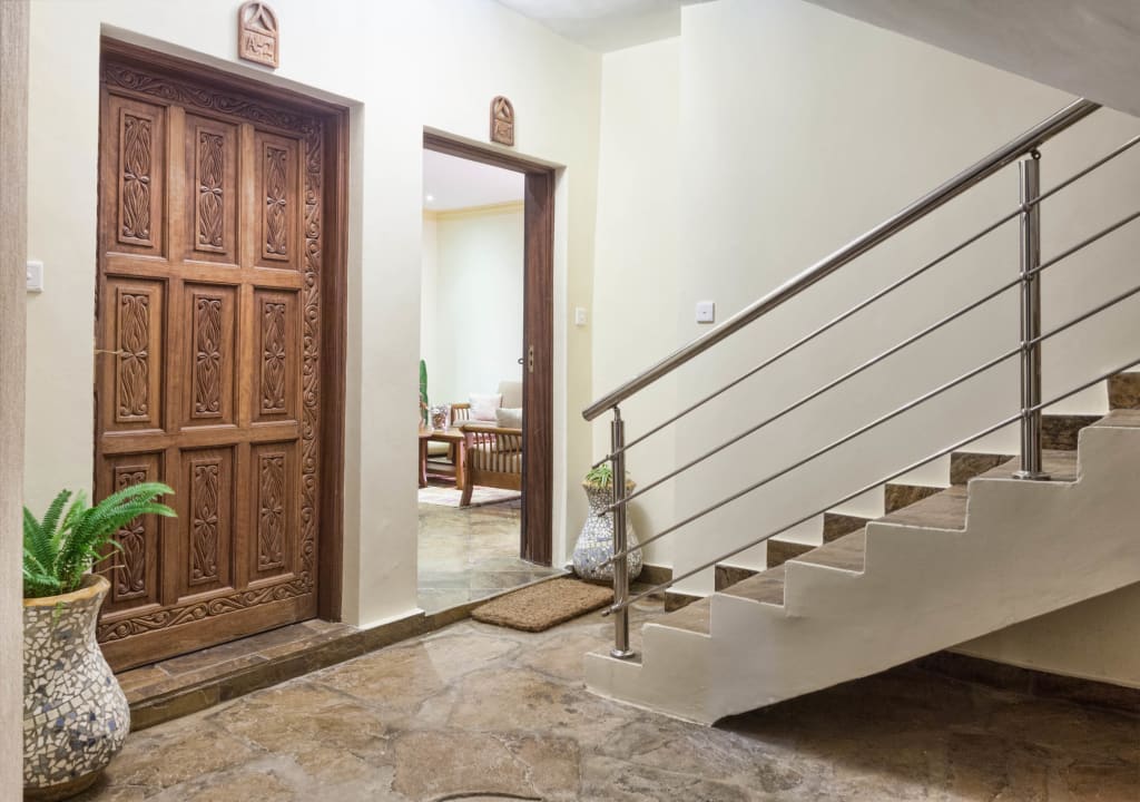 Lobby Amani Luxury Apartments