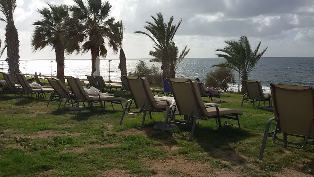 Gartenanlage Louis Paphos Breeze