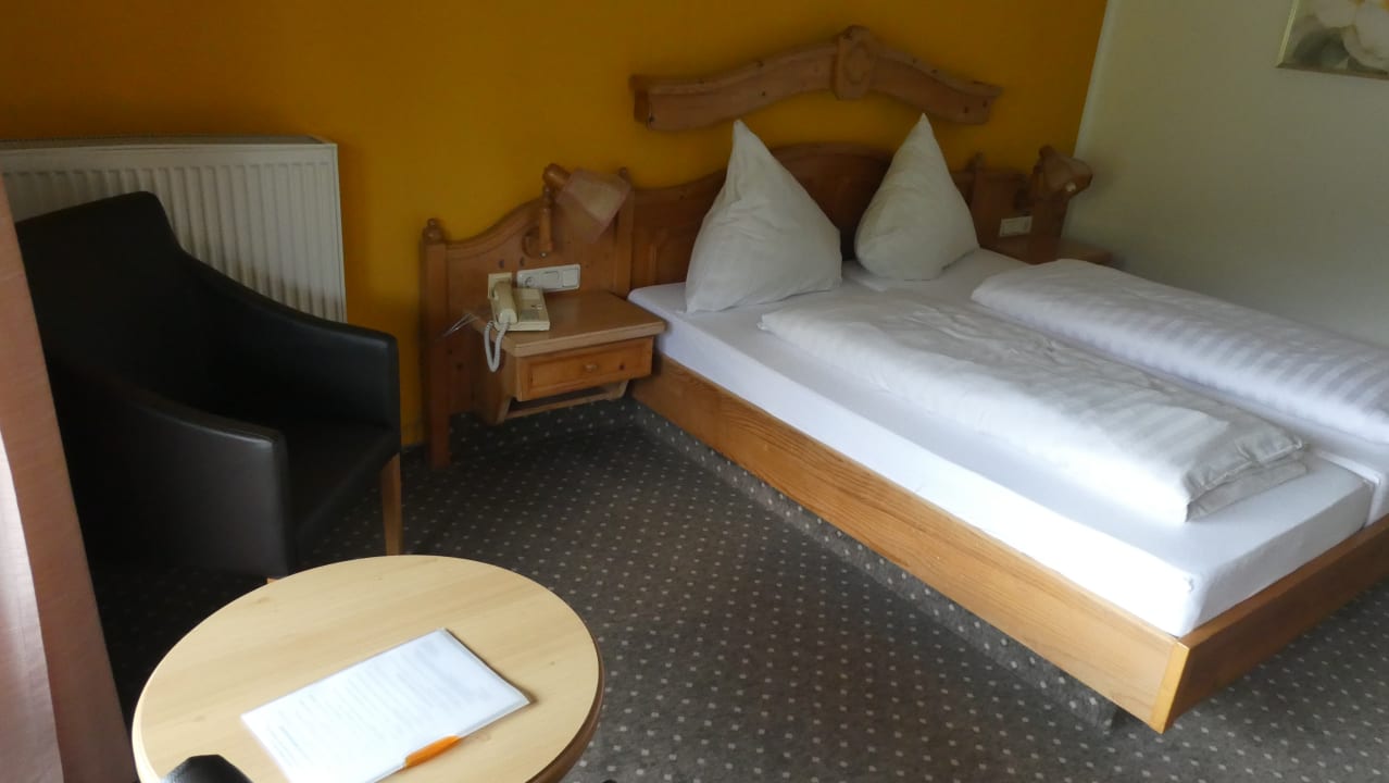 Zimmer Alpenhotel & Ferienwohnungen Weiherbach