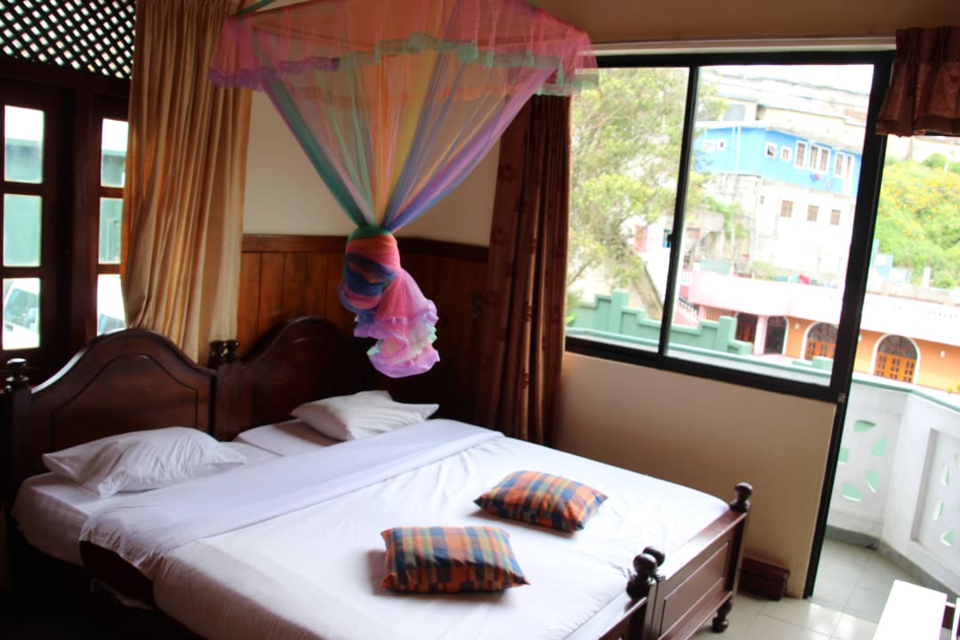 Doppelzimmer Sri Lak View Holiday Inn