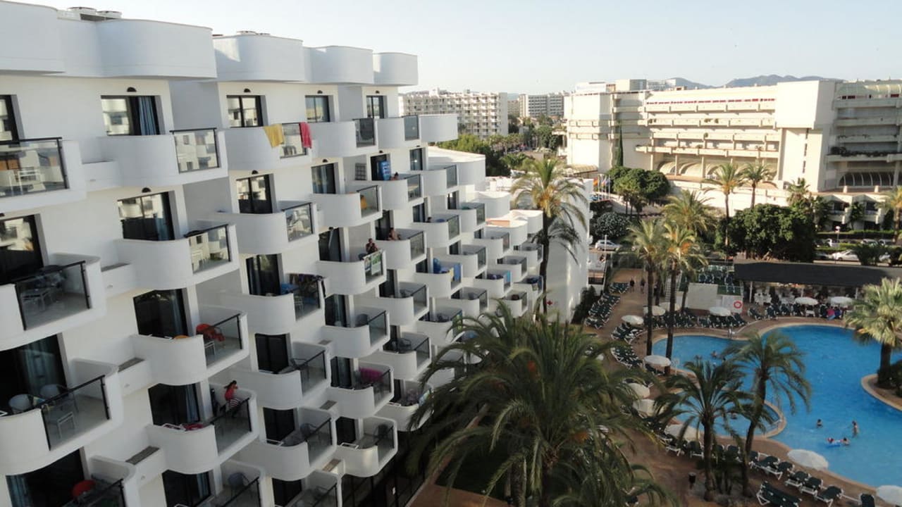 Innenhof Protur Palmeras Playa Aparthotel