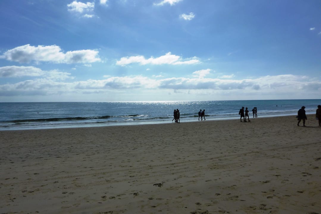 Wunderbarer Sandstrand SBH Monica Beach Resort