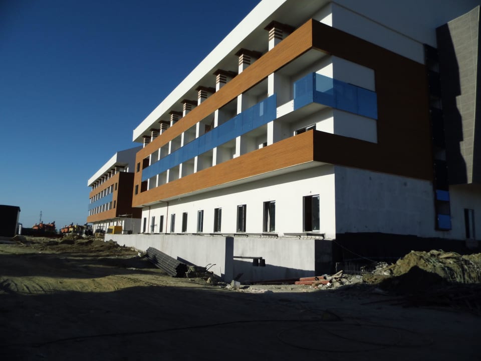 Übersicht über den linken Gebäudekomplex Terrace Elite Resort