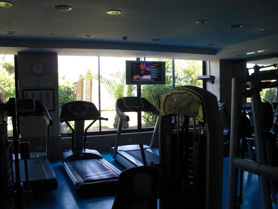 Fitnessstudio Titanic Deluxe Lara