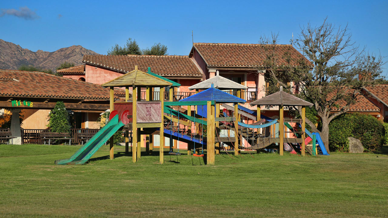 Sport & Freizeit TH San Teodoro - Liscia Eldi