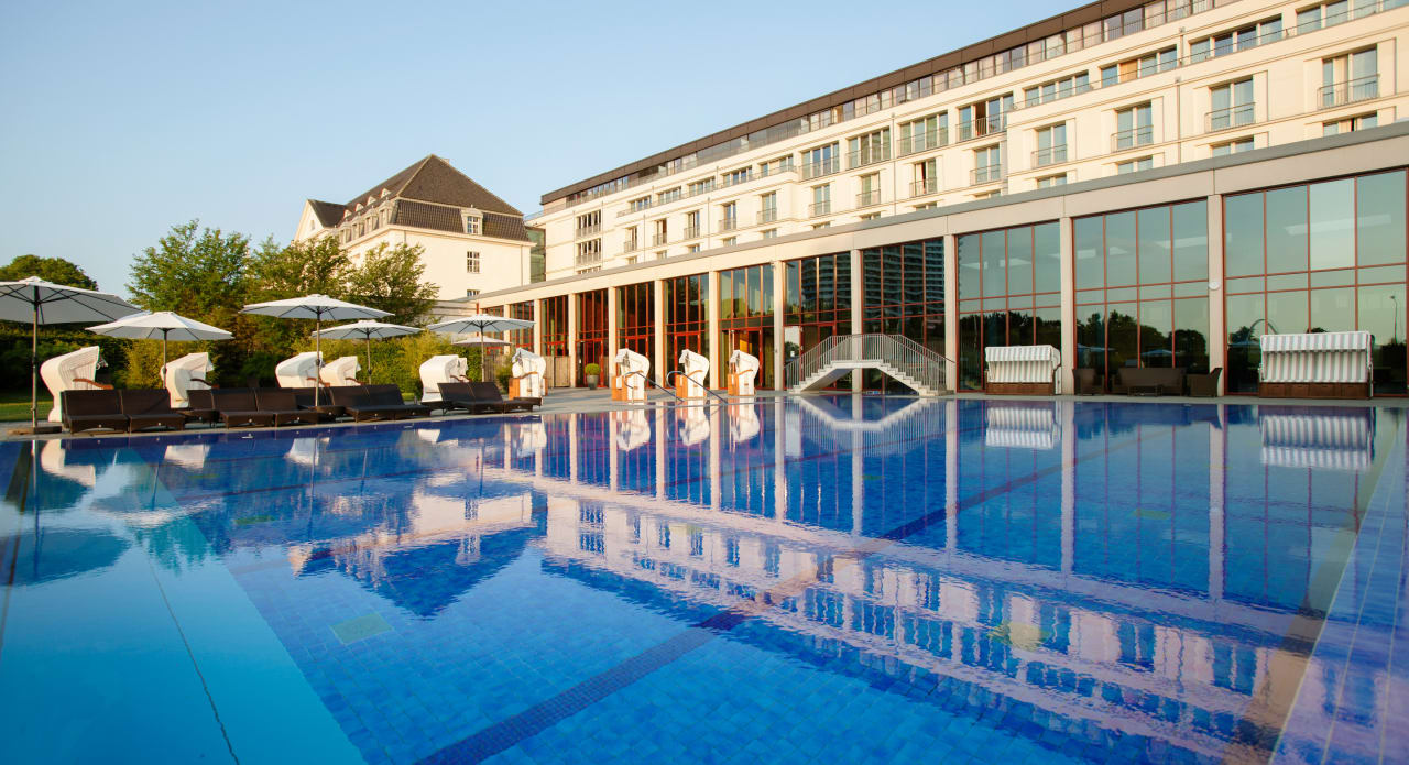 Pool A-ROSA Travemünde