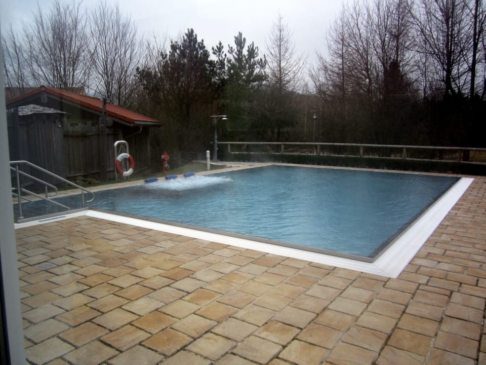 Außenpool beheizt Hotel Herzog Heinrich