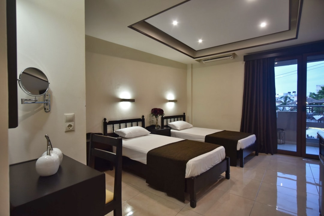 Zimmer 24 Seven Boutique Hotel