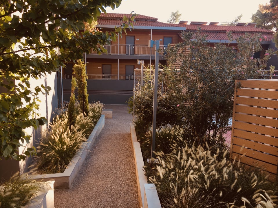 Gartenanlage Blue Dolphin Resort Hotel