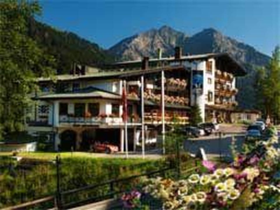 Aussenaufnahme Verwöhn- und Wellnesshotel Walserhof