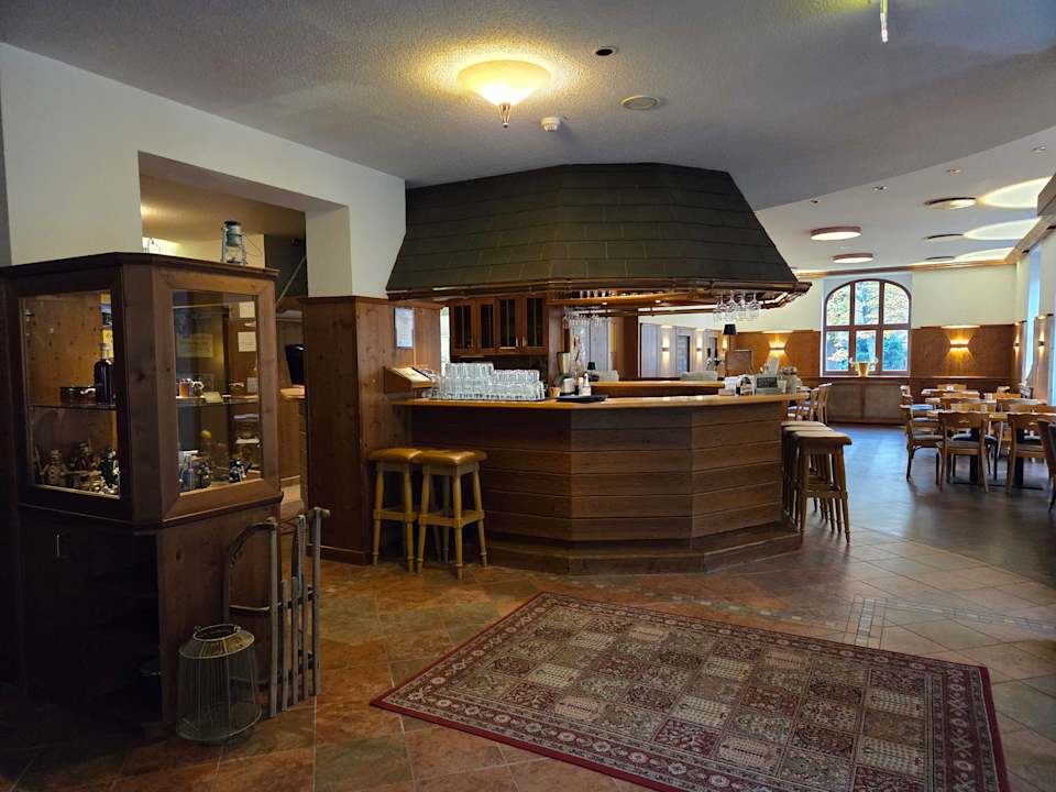 "Gastraum" Berghotel Friedrichshöhe (Altenberg) • HolidayCheck (Sachsen ...