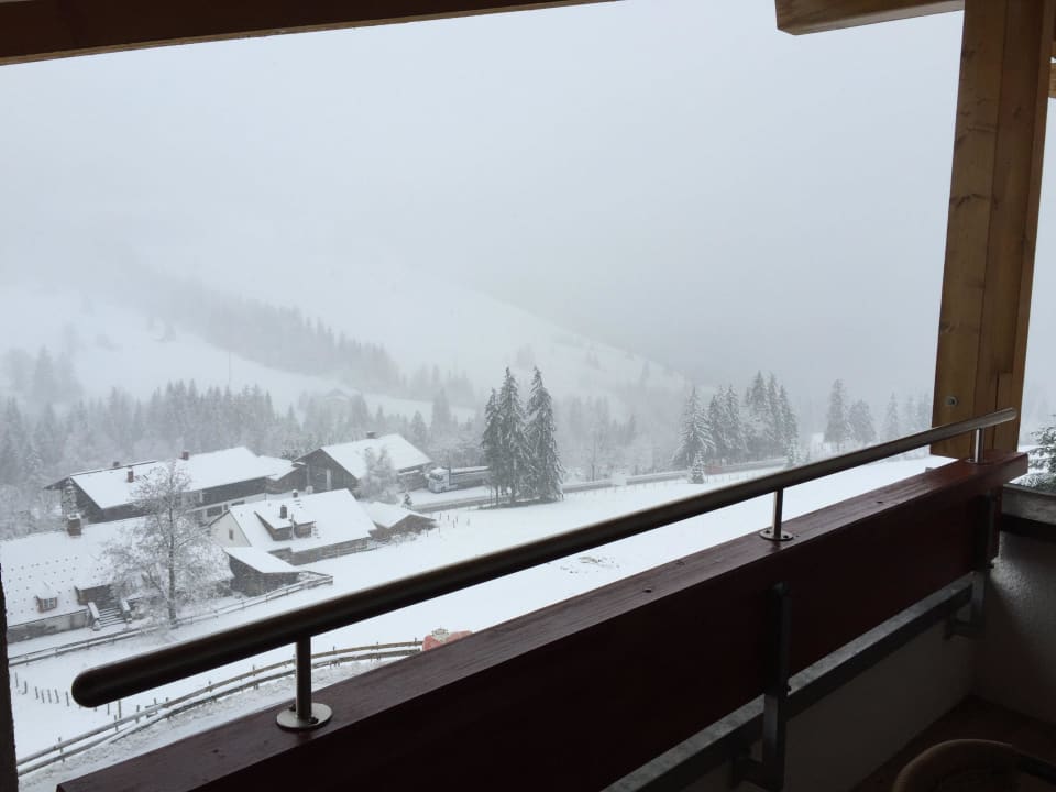 Familiensuite Casa (Nr. 462) - Ausblick Schnee Oberjoch - Familux Resort