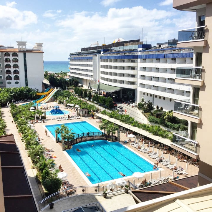 Pool Dizalya Palm Garden