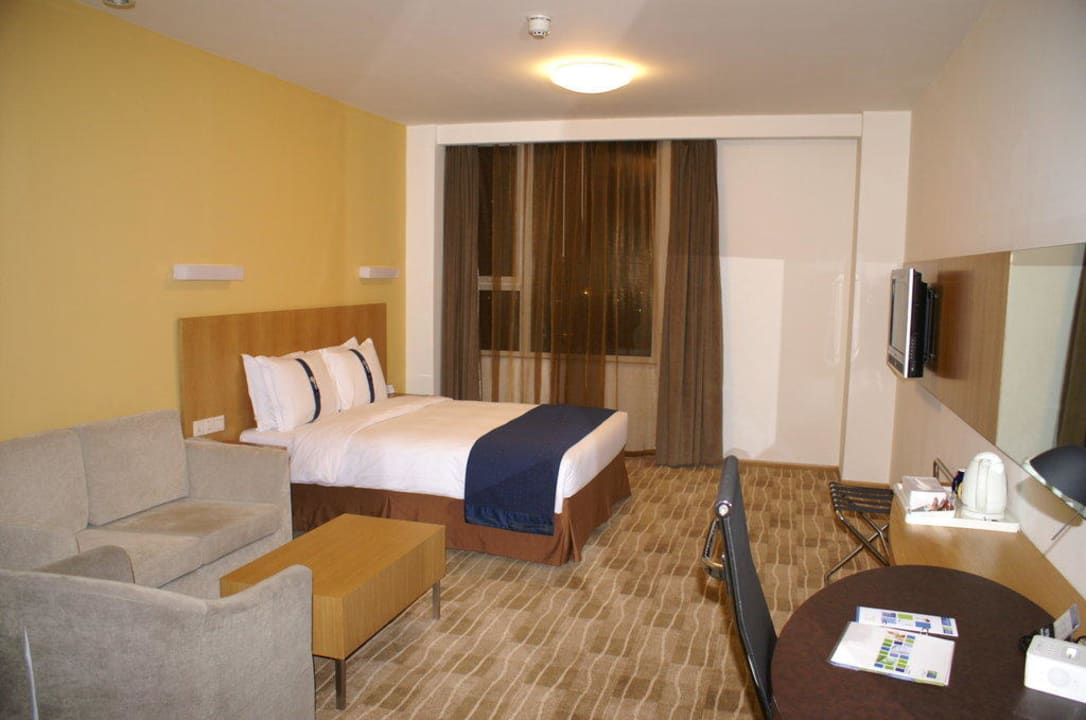 Zimmeransicht Hotel Holiday Inn Express Beijing Minzuyuan