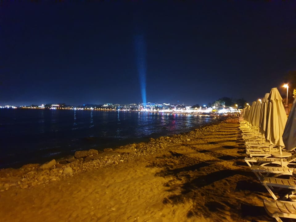Strand Can Garden Beach