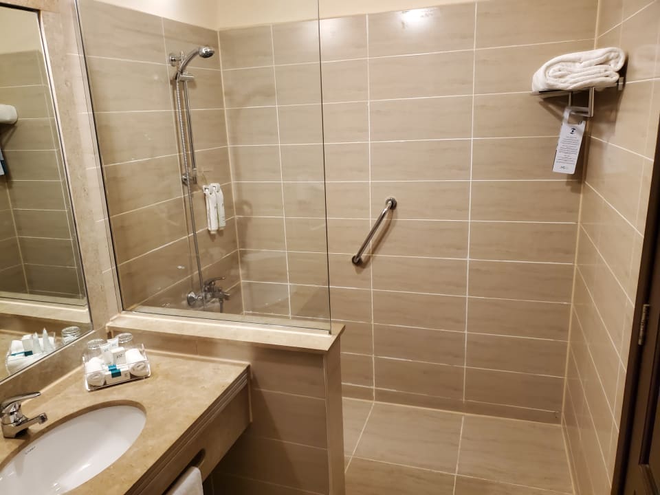 Zimmer Jaz Makadina