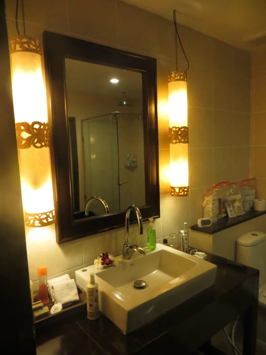 Schreibtisch mit Spiegel Kata Palm Resort & Spa