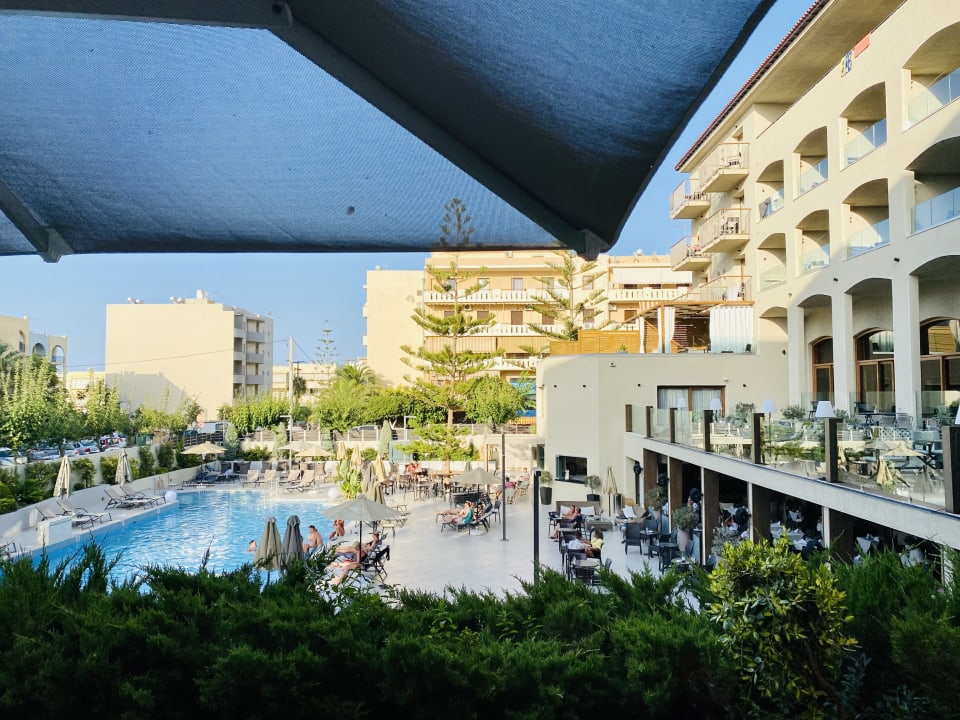 Pool Hotel Theartemis Palace