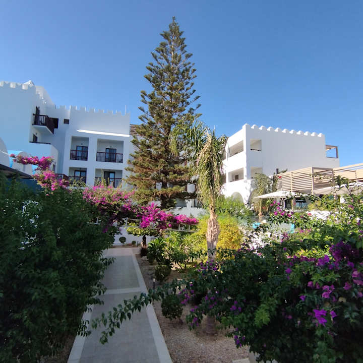 Außenansicht TUI BLUE Oceanis Beach and Spa Resort