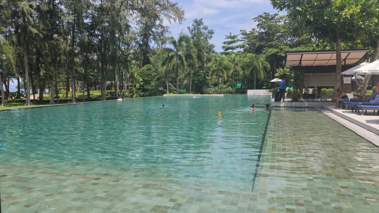 Pool Dusit Thani Krabi Beach Resort