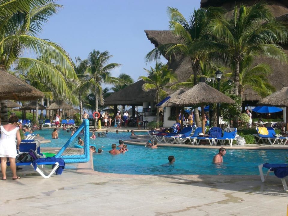 Hauptpool Sandos Playacar Beach Resort