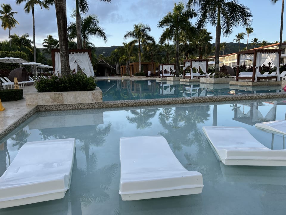 Pool Viva V Samana by Wyndham – Adults Only