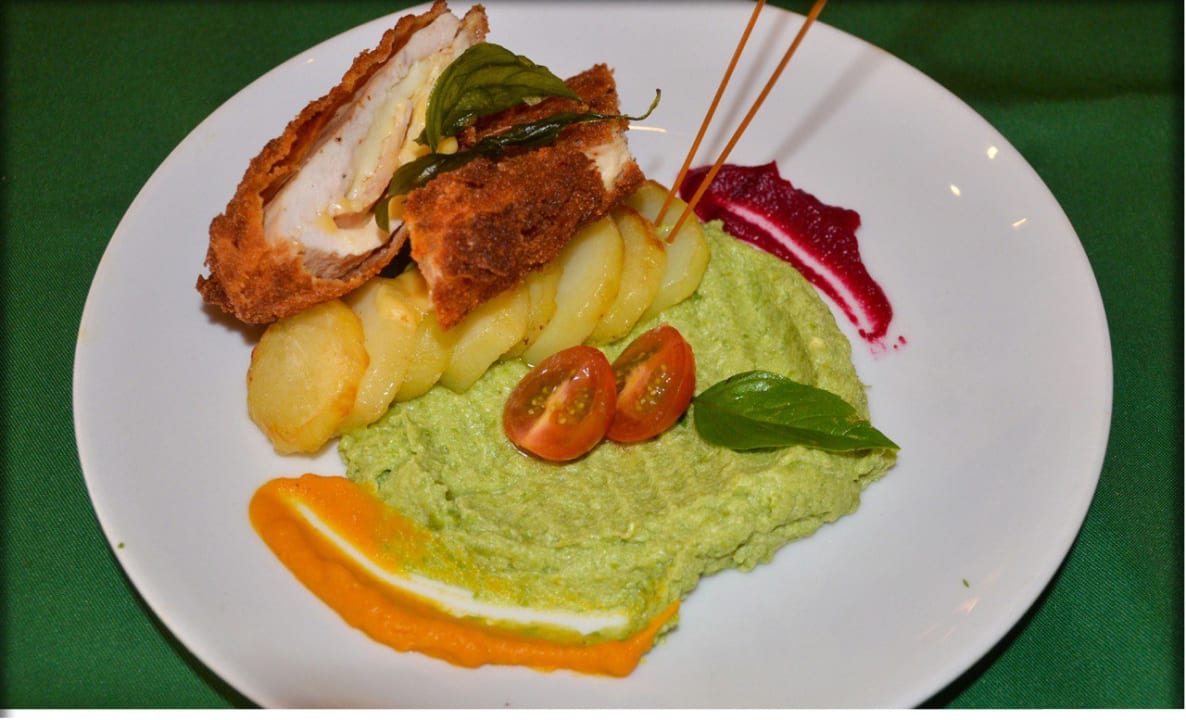 Gastro Regency Plaza Aqua Park & Spa