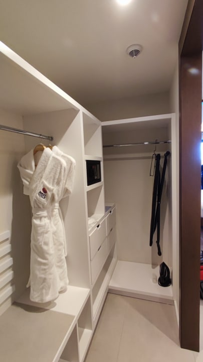 Zimmer Anda Barut Collection