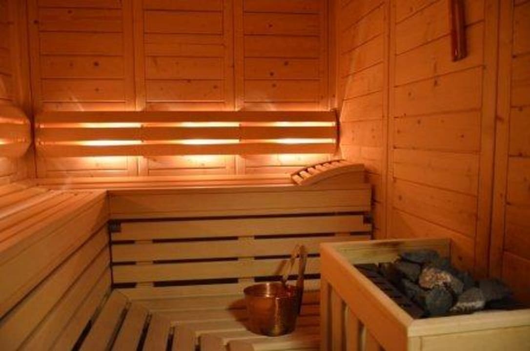 Das Haus verfügt über finnische Sauna und Dampfbad Hotel Schwarzhorn