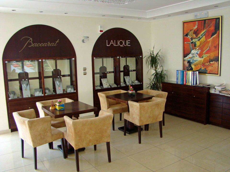 Aufenthaltsraum neben der Lobby Volcano View by Caldera Collection