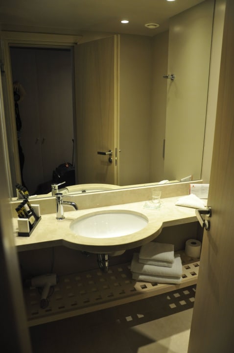 Bad Atlantica Akti Zeus Hotel