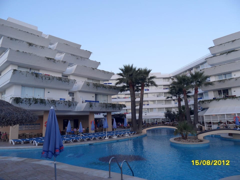 Hotel von hinten VIVA Eden Lago