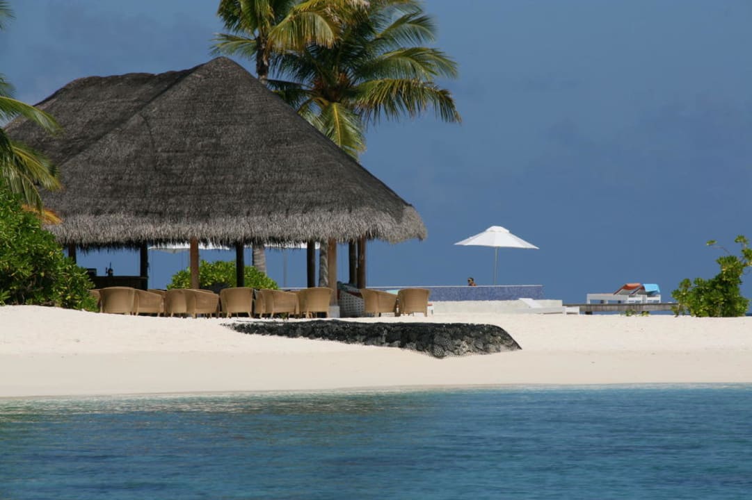 Hotel - Strand - Bar  Kuramathi Maldives