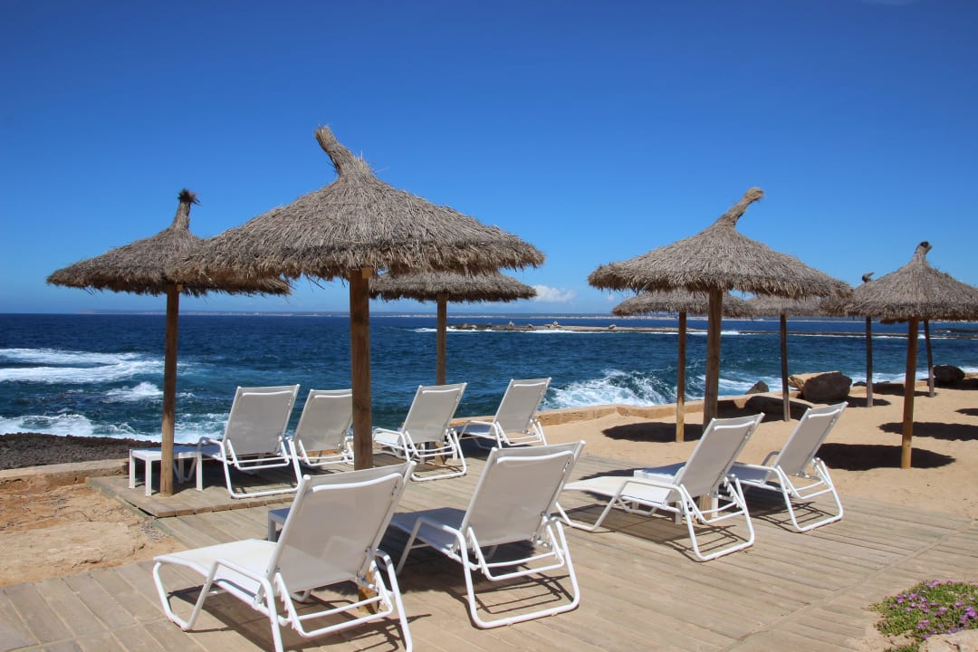 Liegemöglichkeiten am Meer Bikini Island & Mountain Hotel Es Trenc