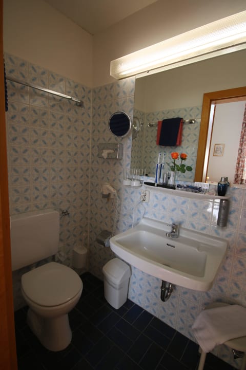 Bad Hotel Aschenbrenner