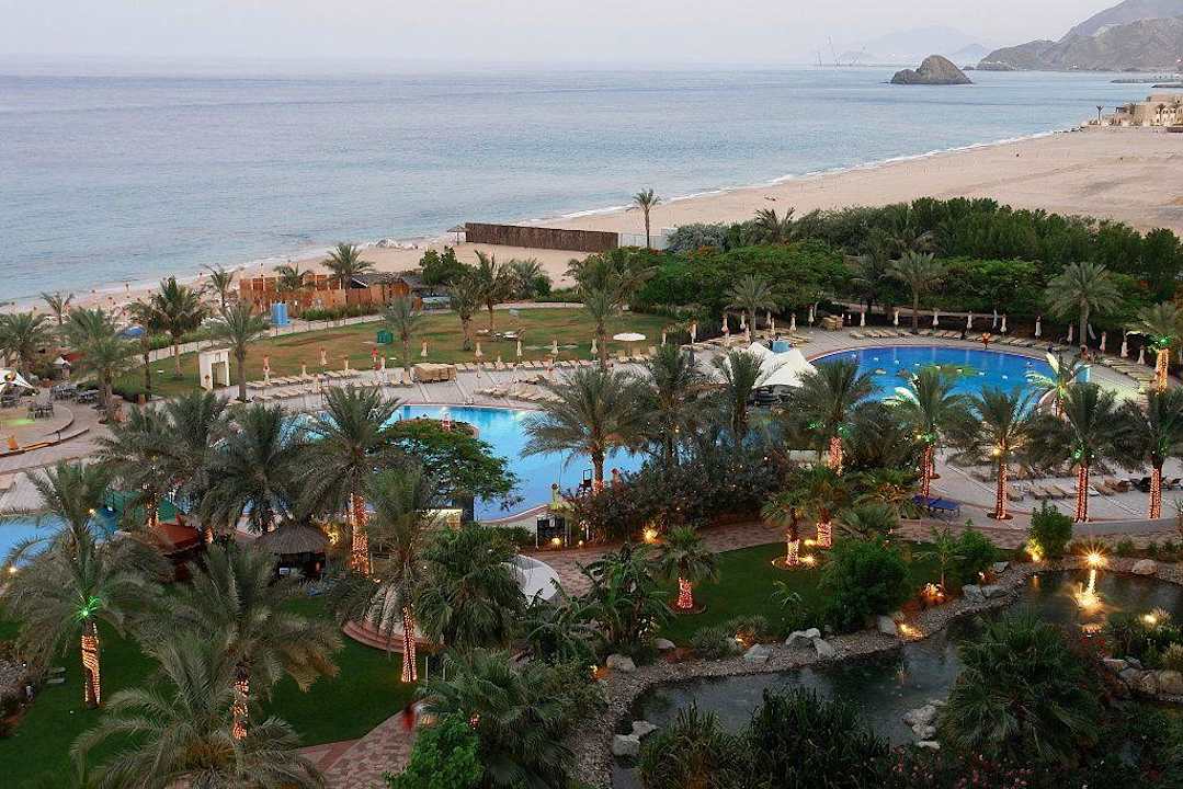 Garten Hotel Le Meridien Al Aqah Beach Resort