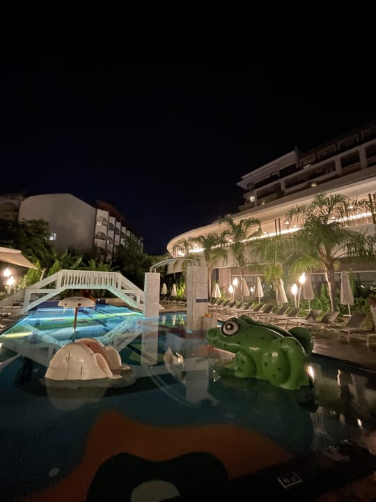 Pool The Sense Deluxe Hotel