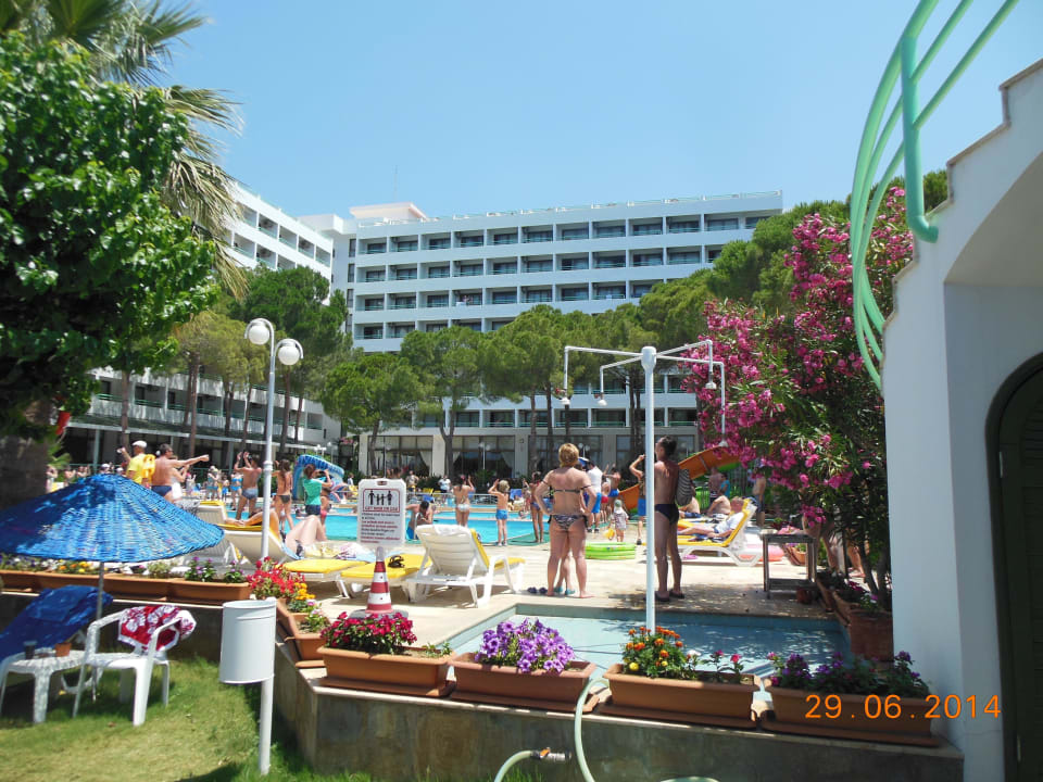 Basen Hotel Grand Efe