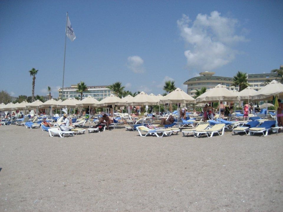 Strand rechts Saphir Resort & Spa