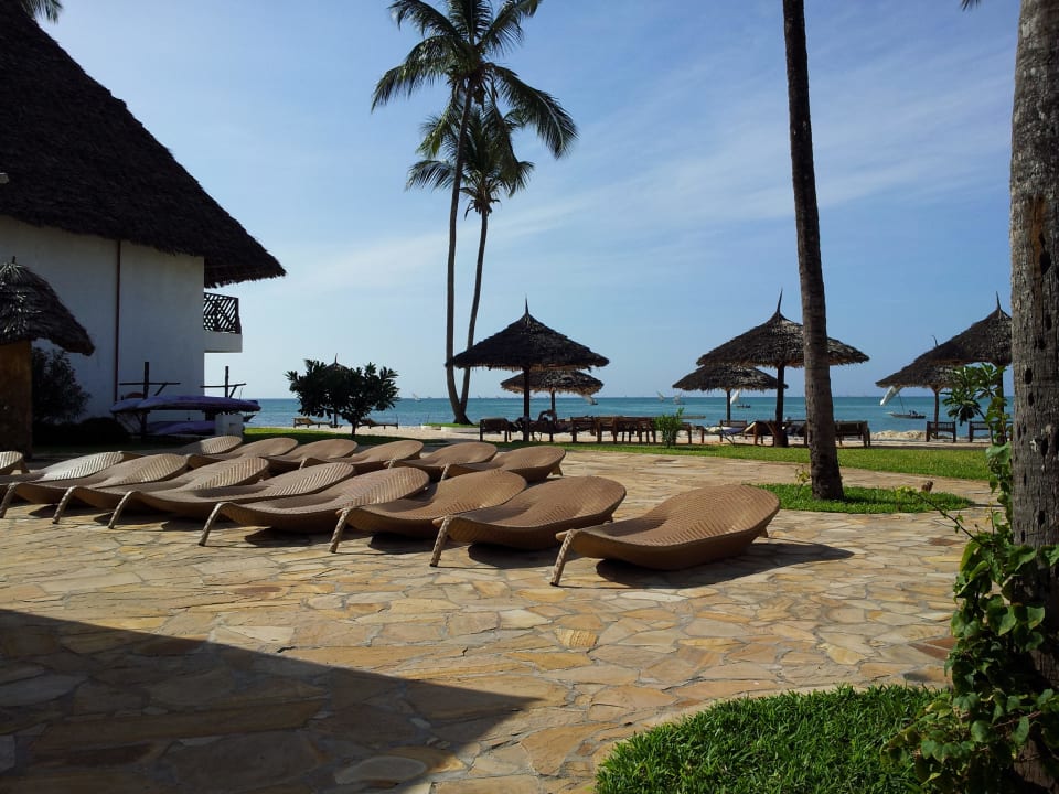 Vom Pool Richtung Strand Turaco Nungwi Resort, a Tribute Portfolio Hotel